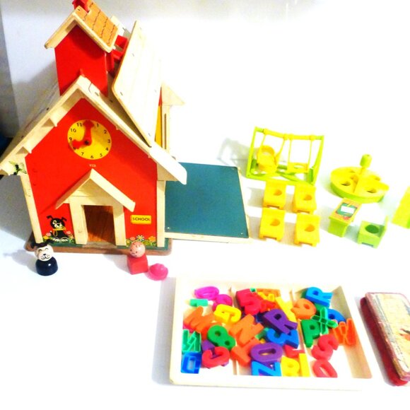 Vintage Fisher Price SCHOOL HOUSE Fisher Price PLAY GROUND Desk Pre-School - Picture 1 of 15